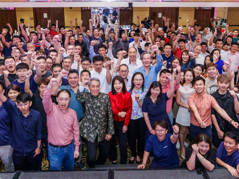 NTI Nanofilm colleagues together at a company gathering
